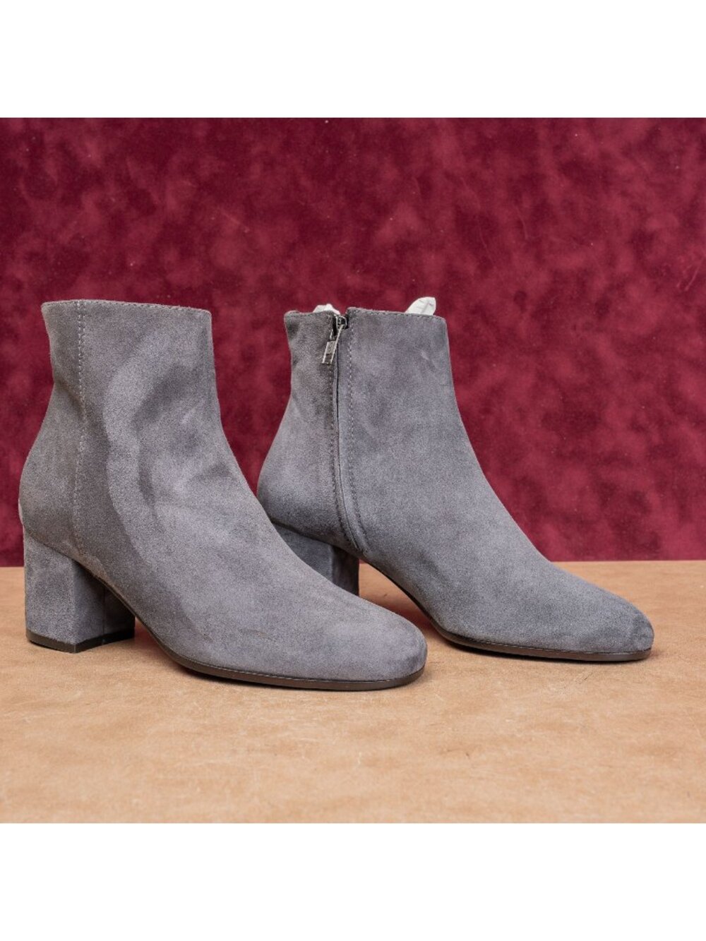 Via Roma 15 Women Vintage Y2K Grey Italian Suede Zip Party Boots sz 8US EUR38
